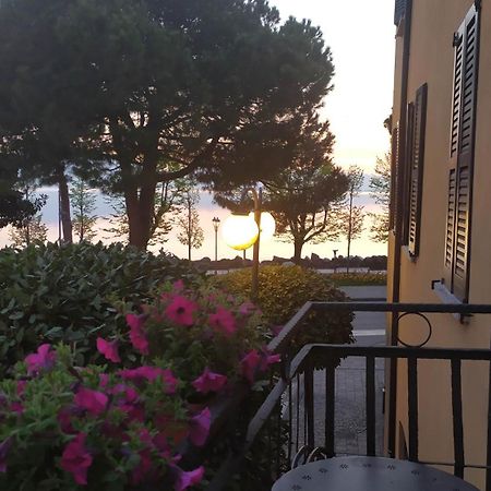 Corte Trento Desenzano del Garda Exteriör bild